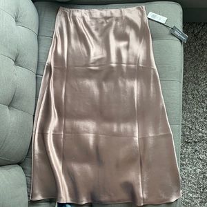 BNWT babaton slip skirt in clay